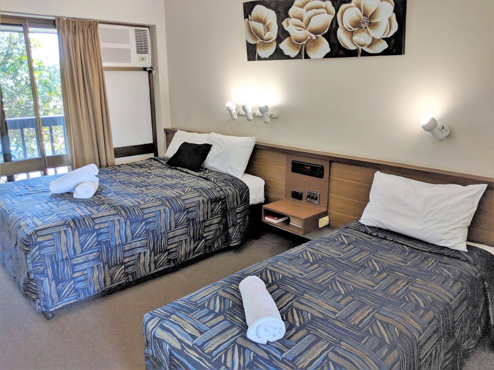 Miners Lodge Motor Inn Маккай Екстер'єр фото