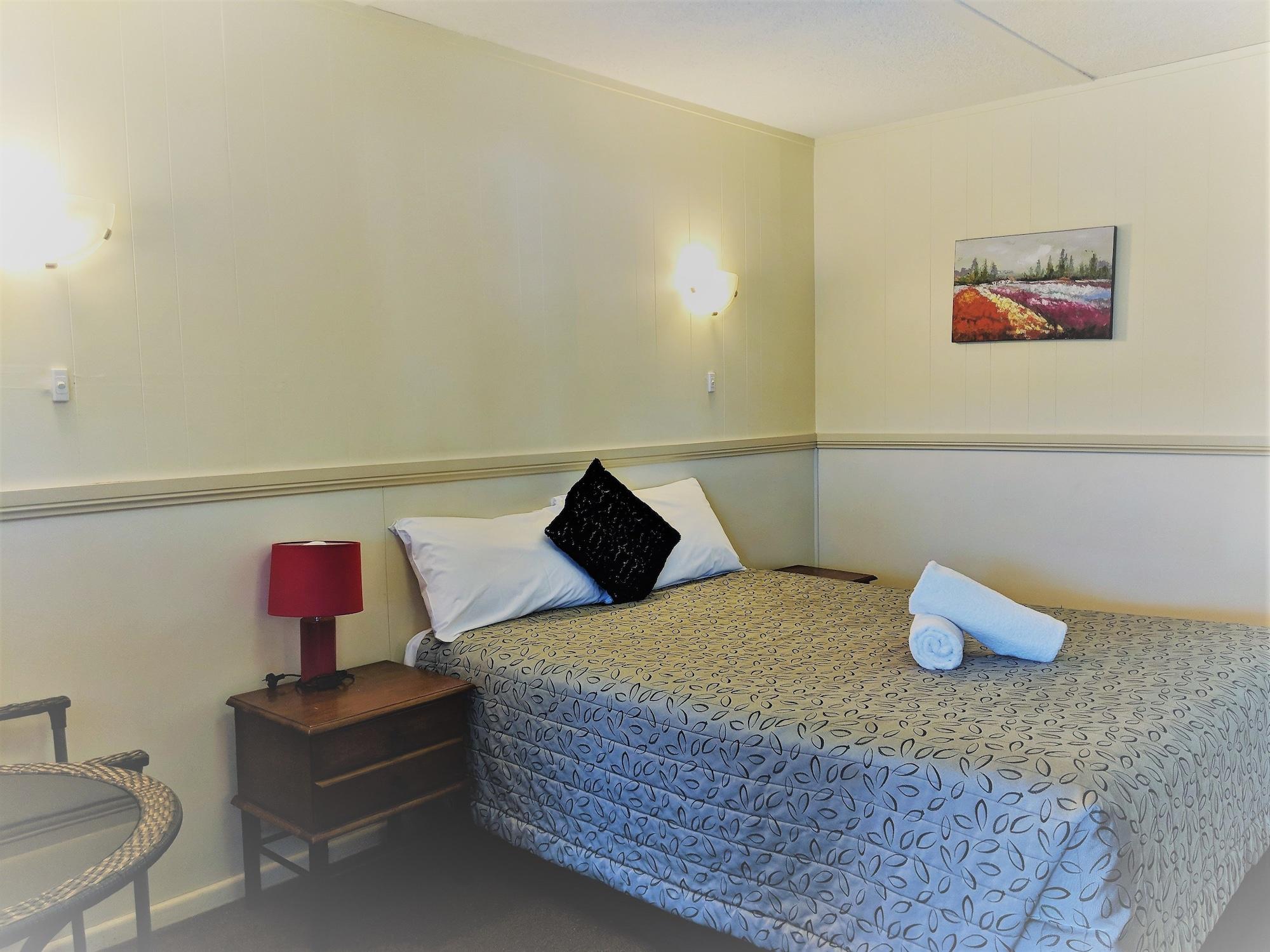 Miners Lodge Motor Inn Маккай Екстер'єр фото