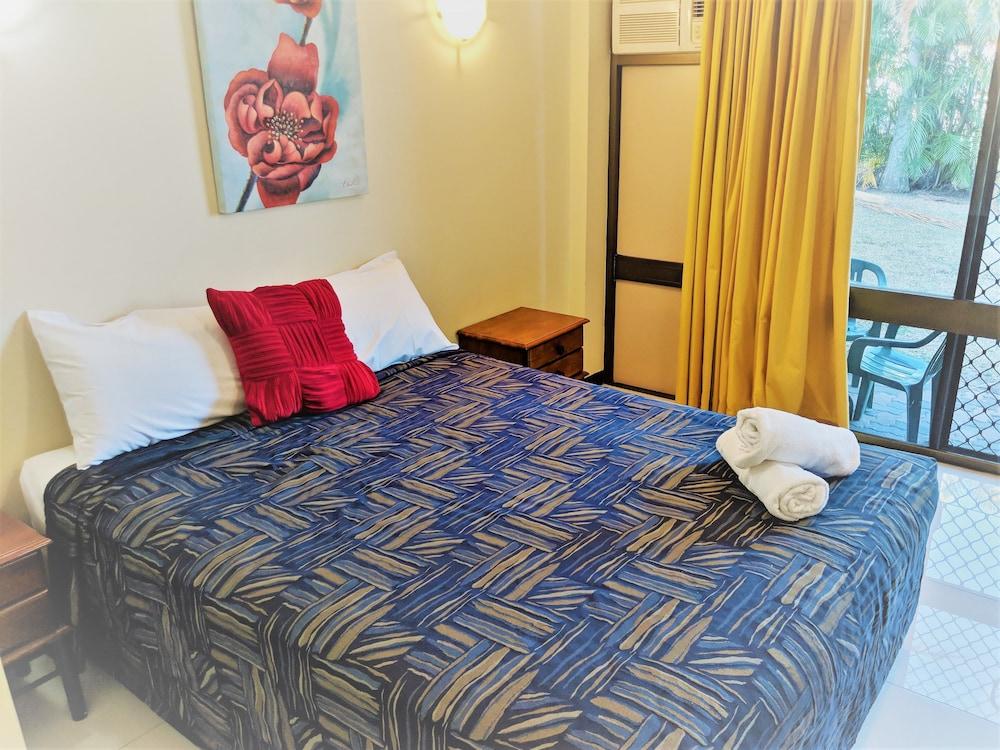 Miners Lodge Motor Inn Маккай Екстер'єр фото