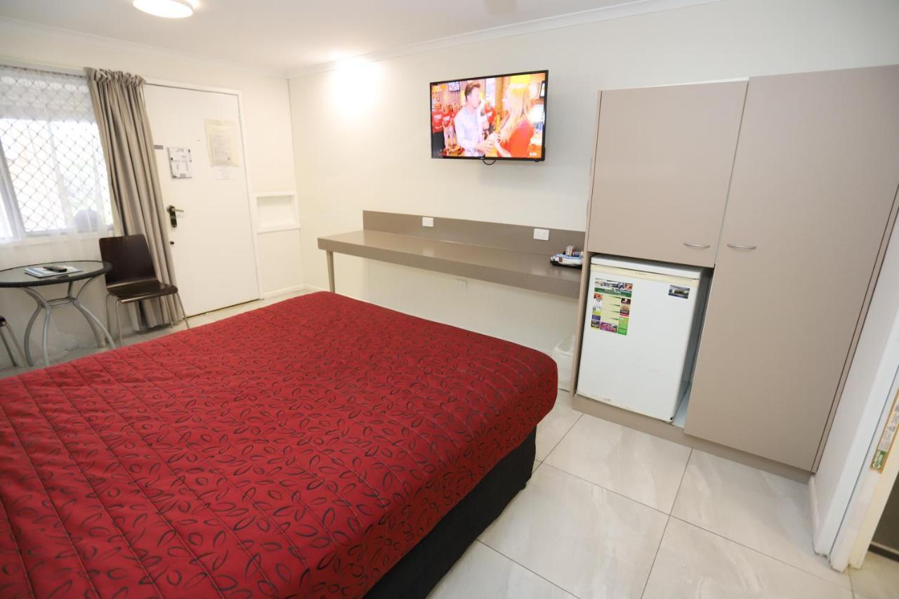 Miners Lodge Motor Inn Маккай Екстер'єр фото