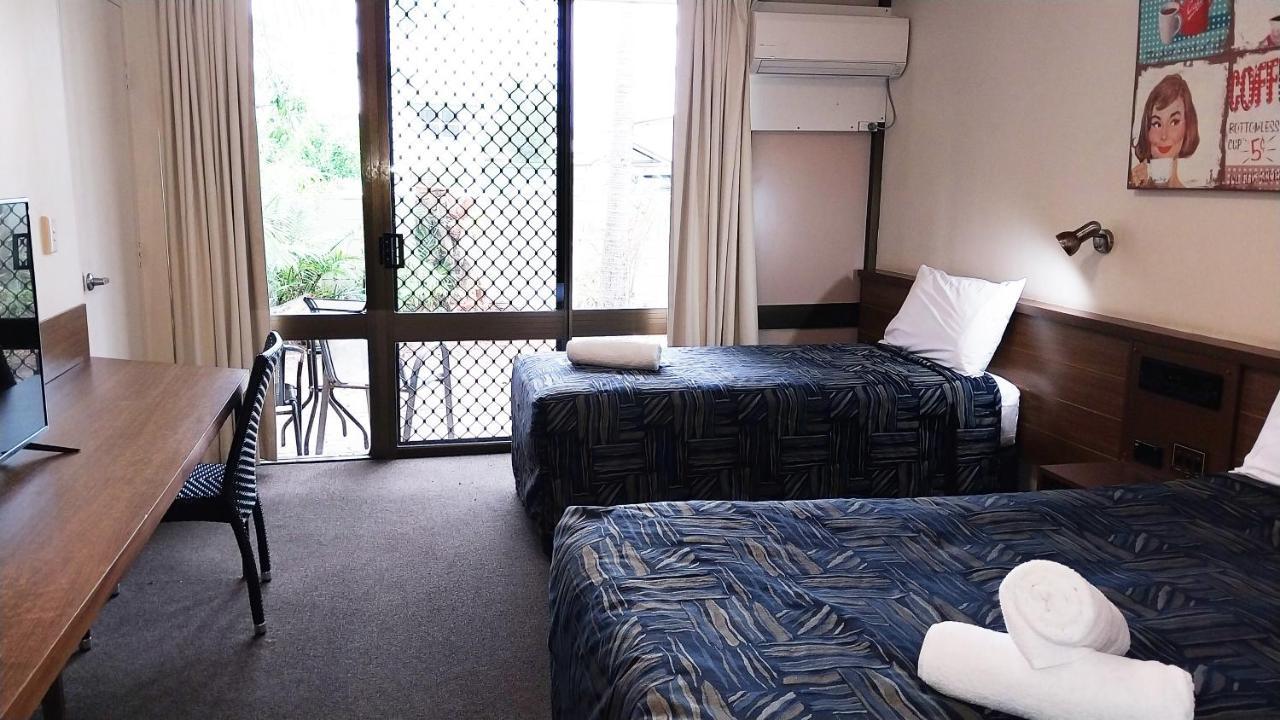 Miners Lodge Motor Inn Маккай Екстер'єр фото