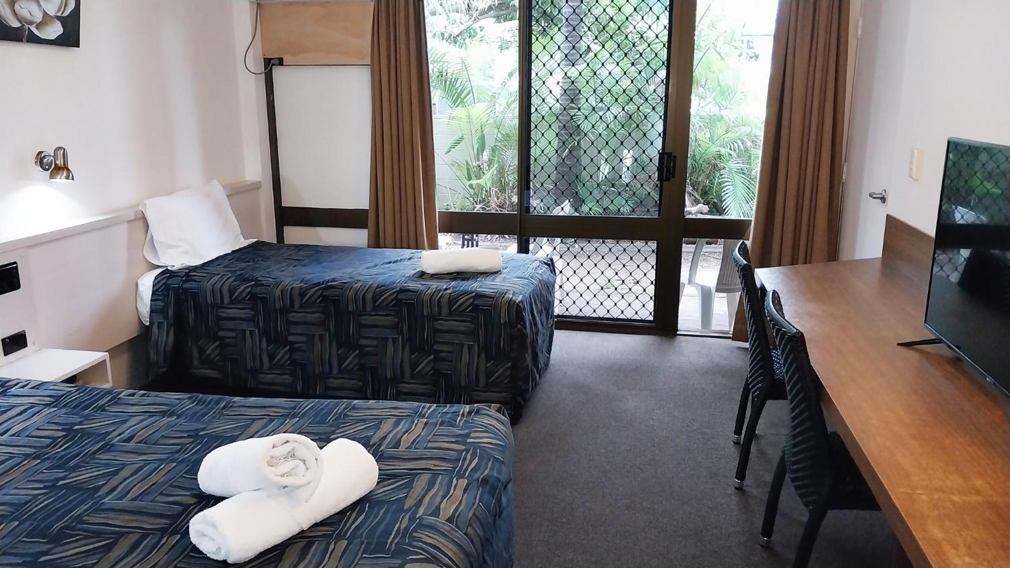 Miners Lodge Motor Inn Маккай Екстер'єр фото
